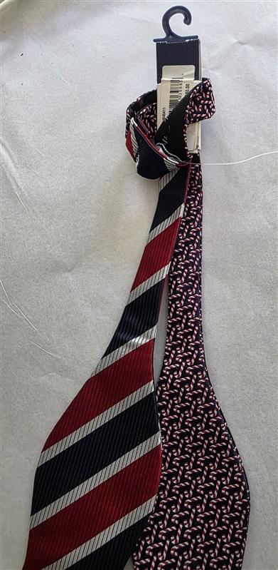 NWT Izod Red Blue White Stripe Candy Cane Bow Tie Formal Classic Style 125783