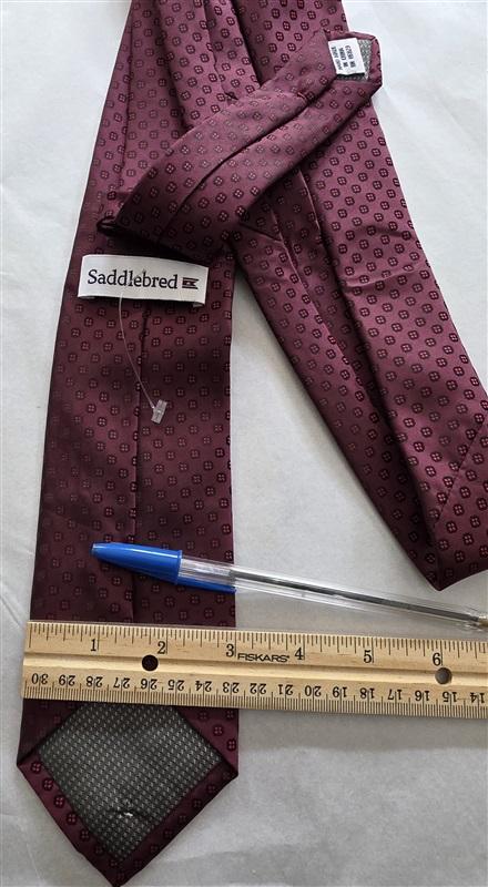 NWOT Saddlebred Burgundy Red Geometric Men's Neck Tie 125819