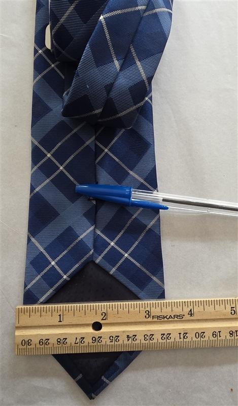 NWT Holiday Traditions Hallmark White Blue Plaid Men's Neck Tie 125827