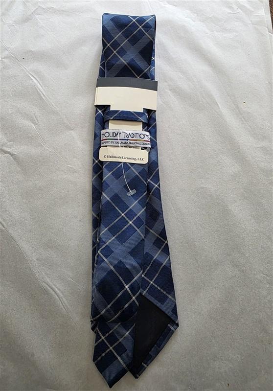 NWT Holiday Traditions Hallmark White Blue Plaid Men's Neck Tie 125827