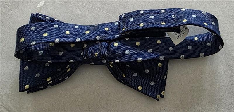 NWOT Izod Boy's Pre-Tied Bow Tie Blue Polka Dot Adjustable Classic Style 125840