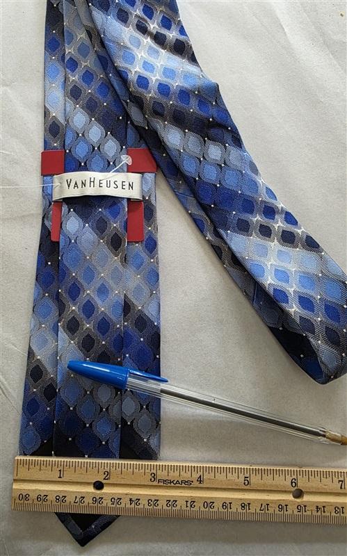 NWT Van Heusen Flex Collar Blue 100% Silk Men's Neck Tie 125852