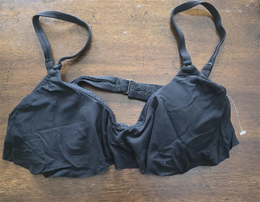 NWOT Robin Piccone M Underwire Flutter Ruffle Bikini Top Swimsuit Black 125862