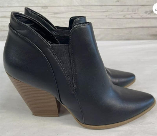 NWOT A.N.A. 7 Ullman Black Slip On Booties Ankle Boots 125868