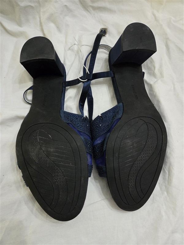 NWOT David Tate 9W Blue Sparkle Rhinestone Sandal Heels 125872