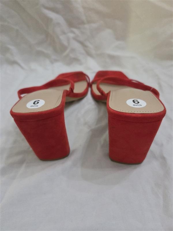 Pre Owned The Drop 9 Red Faux Suede Strappy Slip on Sandals 125873