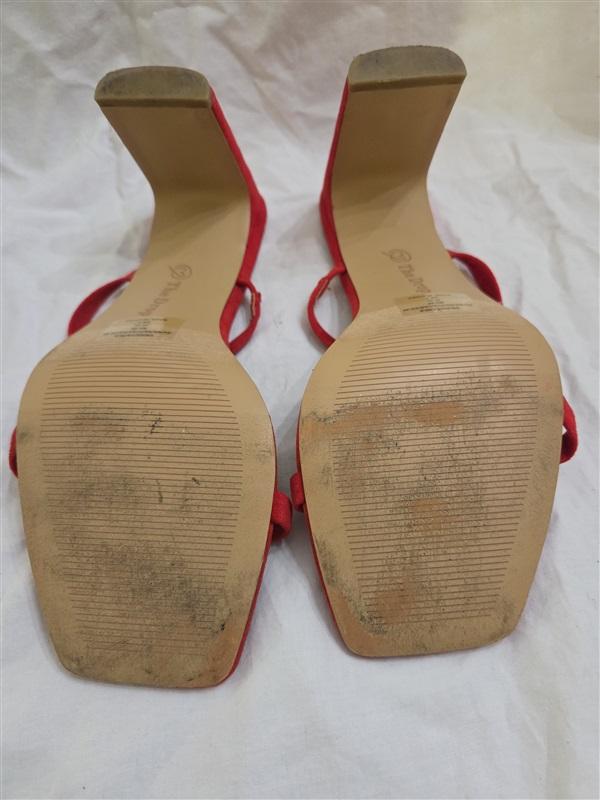 Pre Owned The Drop 9 Red Faux Suede Strappy Slip on Sandals 125873