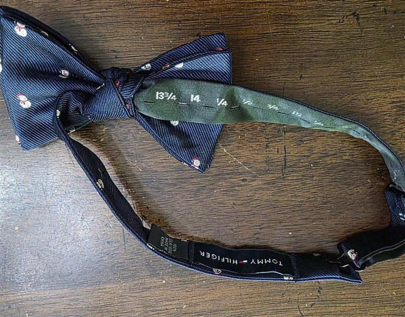 NWOT Tommy Hilfiger Snowman Bow Tie Formal Blue Silk Classic Style 125943
