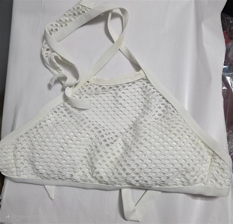 NWOTD Robin Piccone Sophia M Crochet Ladder Bikini Swim Top 126132