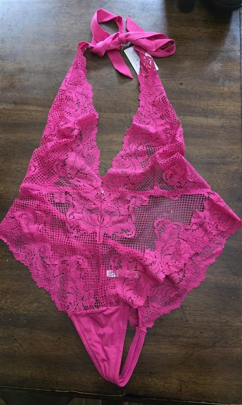 NWT Le Mystere XL Lace Allure Halter Thong Bodysuit Pink 126140