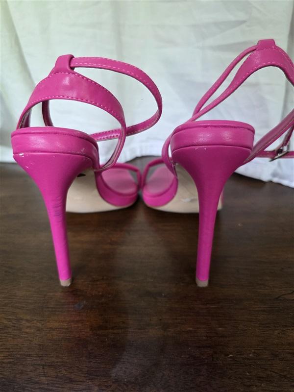 NWOT New York & Co 9 Alania Ankle Strap Dress Sandals Pink 126159