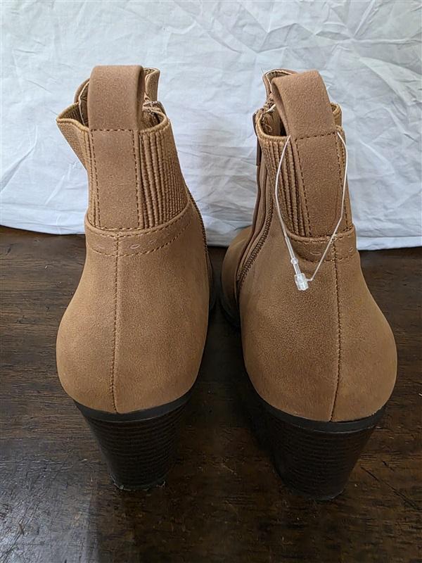 NWOT Market Spruce 10 Ankle Boots Butterscotch Booties 126160