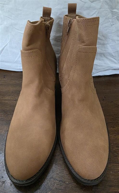 NWOT Market Spruce 10 Ankle Boots Butterscotch Booties 126160