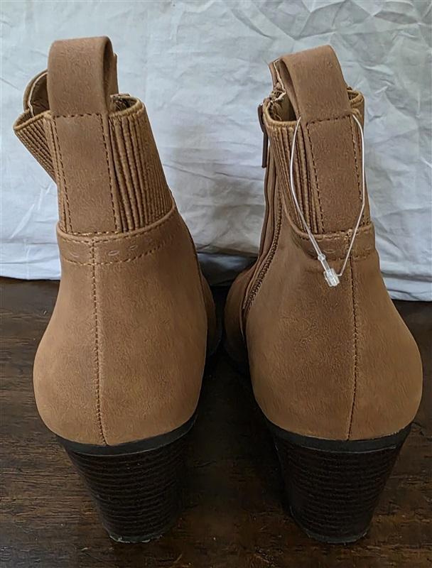 NWOT Market Spruce 10 Ankle Boots Butterscotch Booties 126160