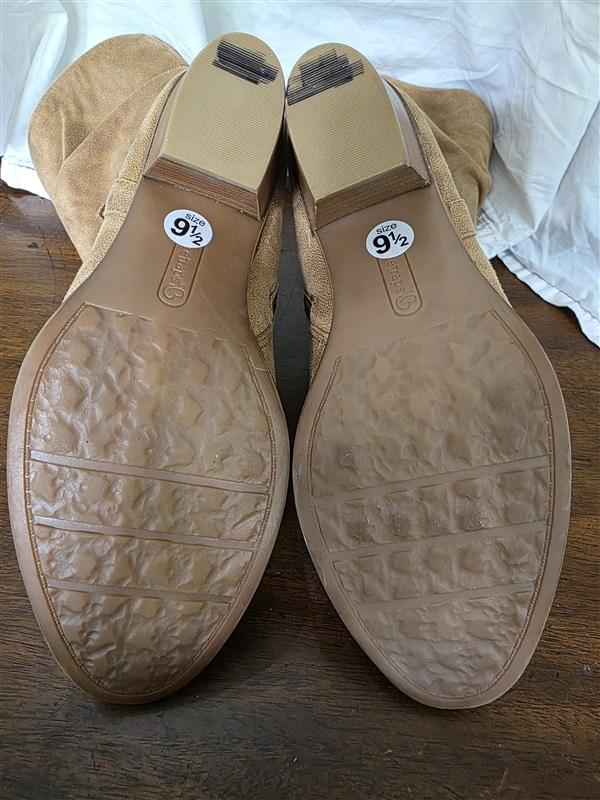 NWTD BareTraps 9.5 Cheyenne Mid Calf Boot Brown Slouch Stacked Heel 126175