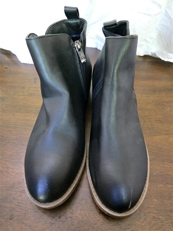 NWOT Jeossy 8.5 Ankle Boots Classic Low Heeled Short Booties Black 126177