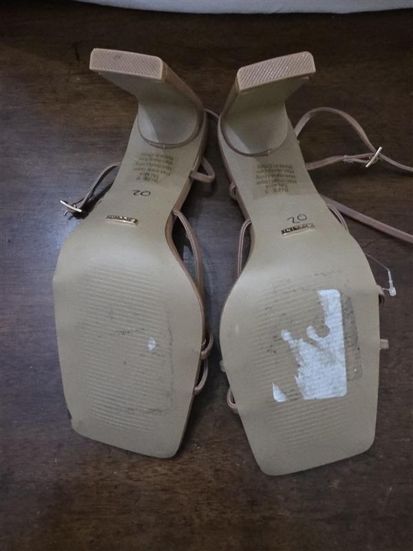NWOT Billini 8 Talana Heeled Strappy Sandals Beige 126182
