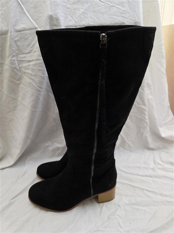 NWOT Journee 8.5 SANORA KNEE HIGH BOOTS IN WIDE CALF Black 126186