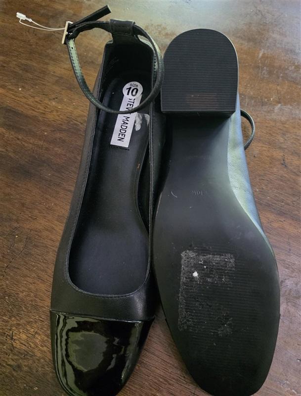 NWOT Steve Madden Eli Ankle Strap Black Leather Pumps 126244