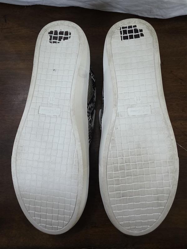 NWOT Matisse 11 Snake Skin Slip On Tennis Shoe Loafers 126246