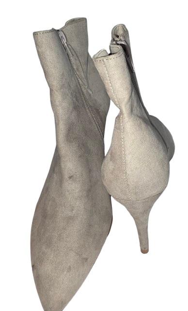 NWOTD EXPRESS 8 Faux Suede Spiked Heeled Bootie Gray 126251
