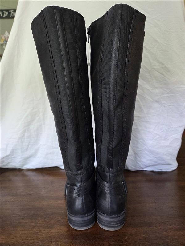 NWOTD BareTraps 10 Abram Boot Black 126255