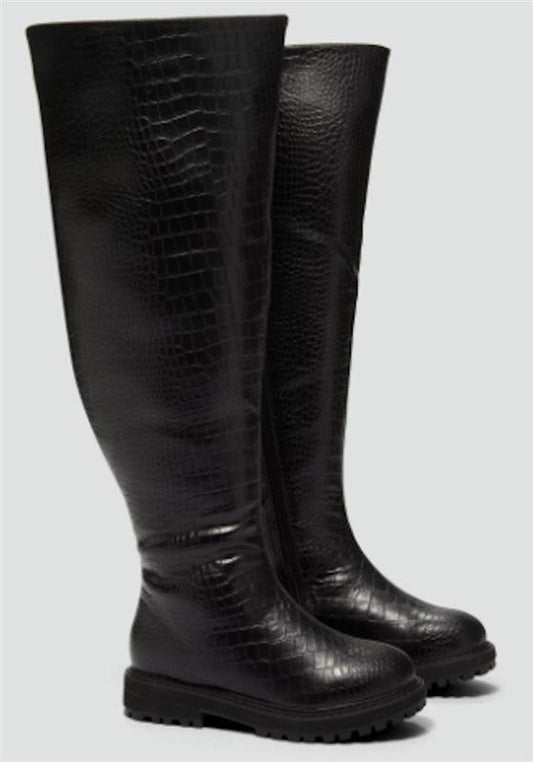 NWOT Fashion to Figure 7W Faux Croco Leather Riding Boots Black 126258