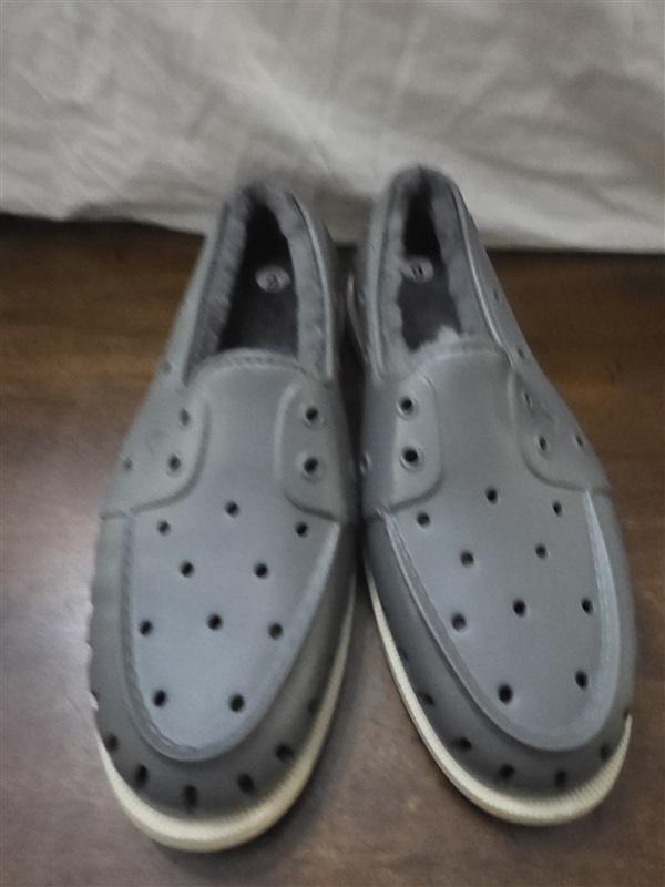NWOT Sperry Top Sider 9 Float Boat Shoe STS23886 Gray Lined 126266
