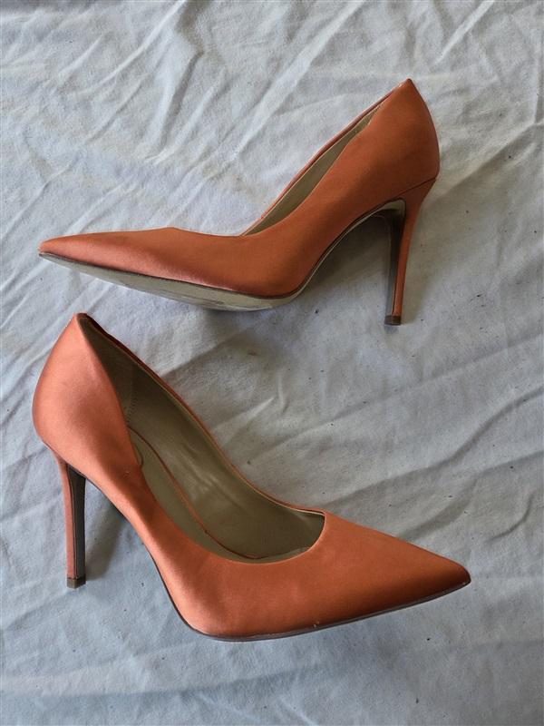 NWOTD Sam Edelman 8.5 Coral Satin Charmeuse Pumps Pointy Toe Heels 126270