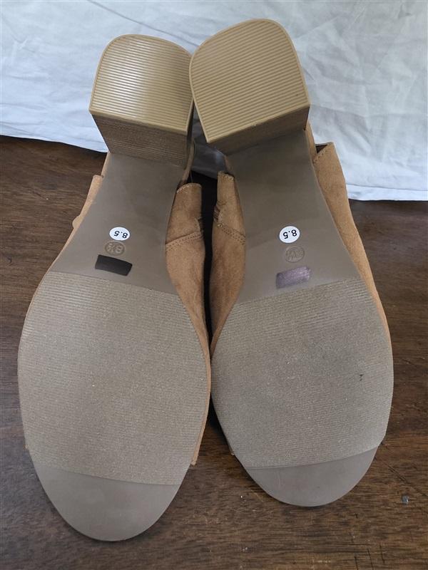 NWOT Mia 8.5 Orianna Faux Leather Brown Open Toe Bootie Sandals 126275