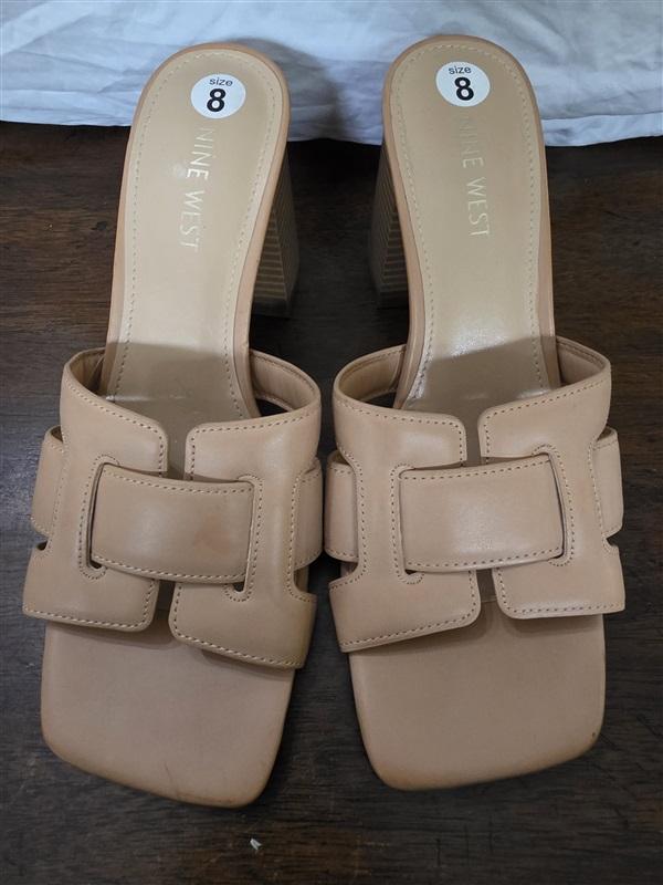 NWOTD Nine West 8 Gelare Block Heel Sandals Slides Beige 126276