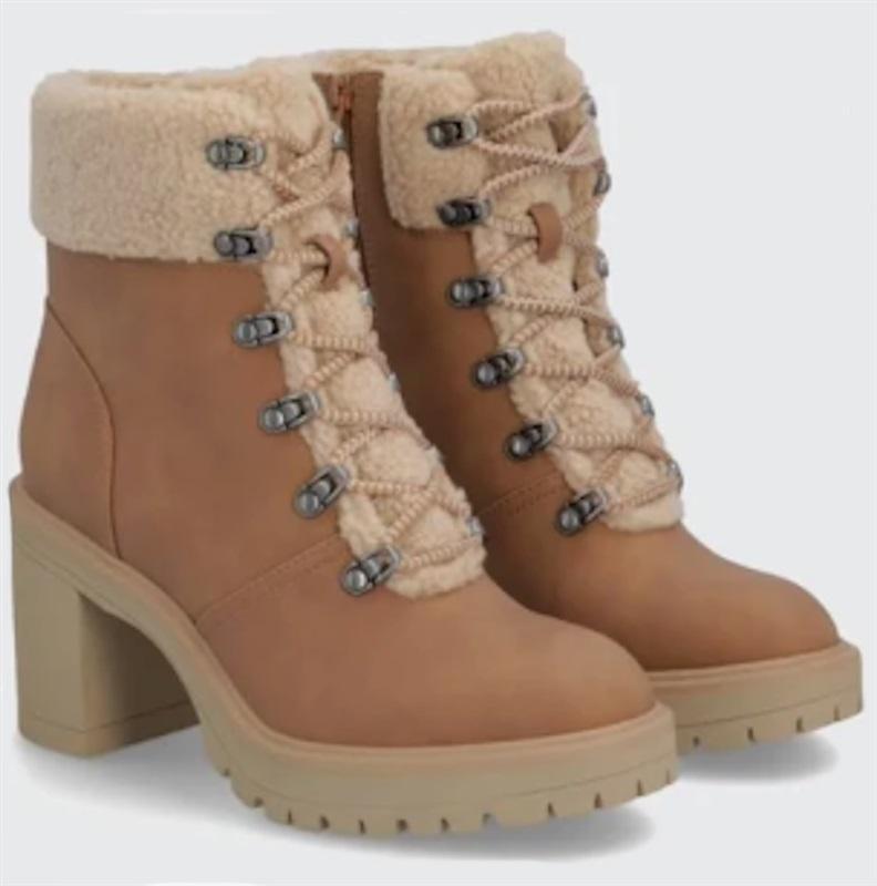NWOTD DV by Dolce Vita 8.5 Janny Bootie Ankle Lug Boot Sherpa 126278