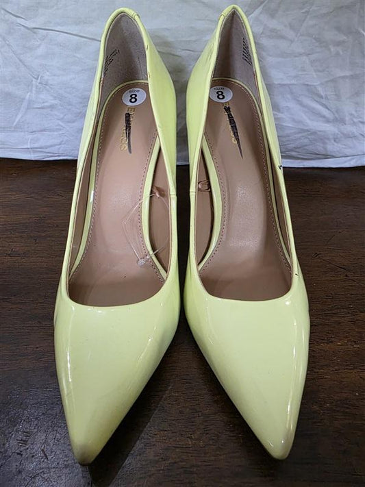 NWOT Express 8 Classic Pointed Toe Patented Leather Yellow Pumps 126287