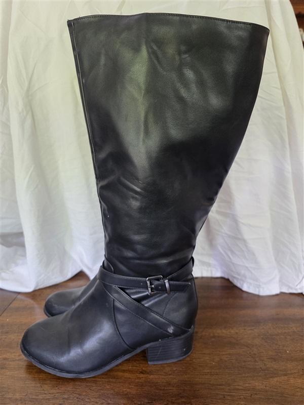 NWOT Lane Bryant 9.5 Wide Calf Faux Leather Riding Boots Black 126290