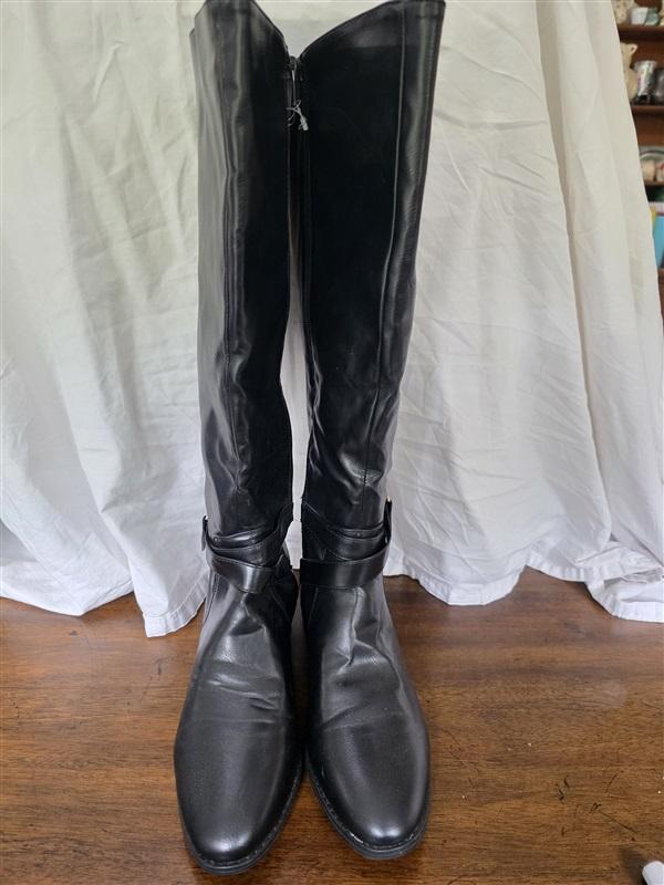 NWOT Just Fab 8.5 Wide Calf Clea Equestrian Bit Black Riding Boots 126291