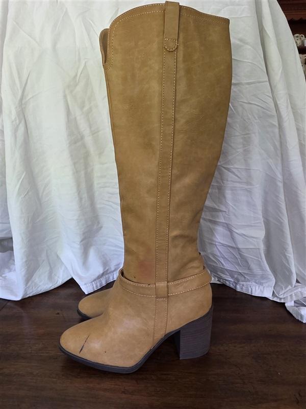 NWOTD Mia 8 Stacked Heel Beige Faux Leather Knee Boots 126294