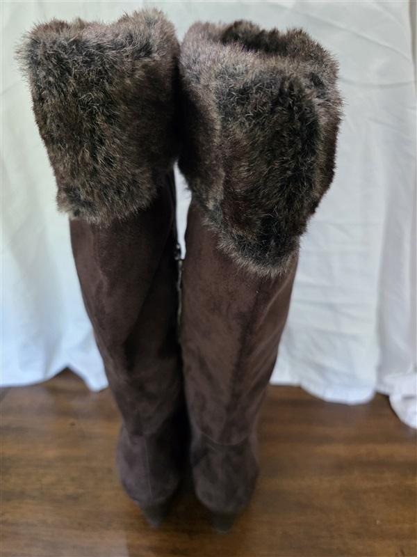 NWOT New Directions 9.5 Wedge Boot Brown Faux Suede & FUr Boots 126297