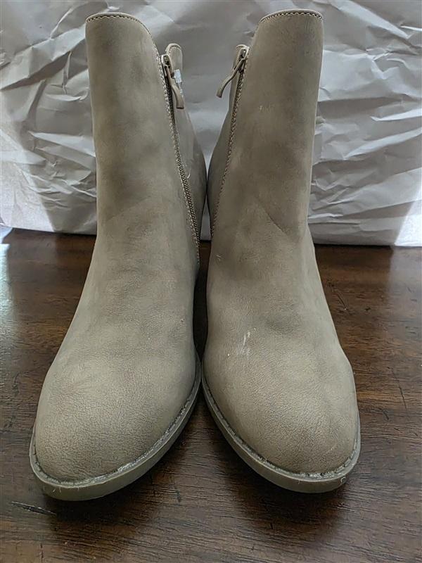 NWOTD Diba 9 Tan Faux Leather Stacked Heel Ankle Boots Booties 126302