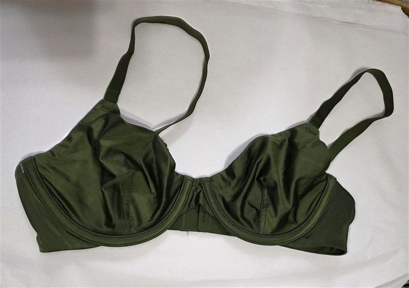 NWOT CUUP 34C The Plunge Model Green Underwire Bra 126411