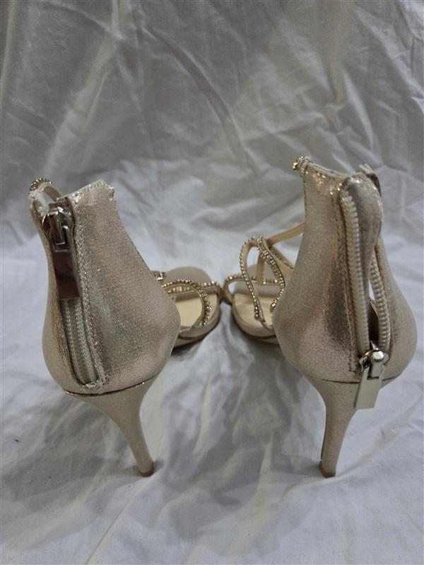 NWOT Jessica Simpson 9.5 Sidra Rhinestone Heeled Sandals 126606