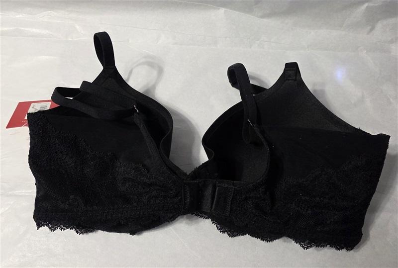 NWT Spanx 32C Undie-tectable Lightly Lined Demi Bra 30029R Black 126620