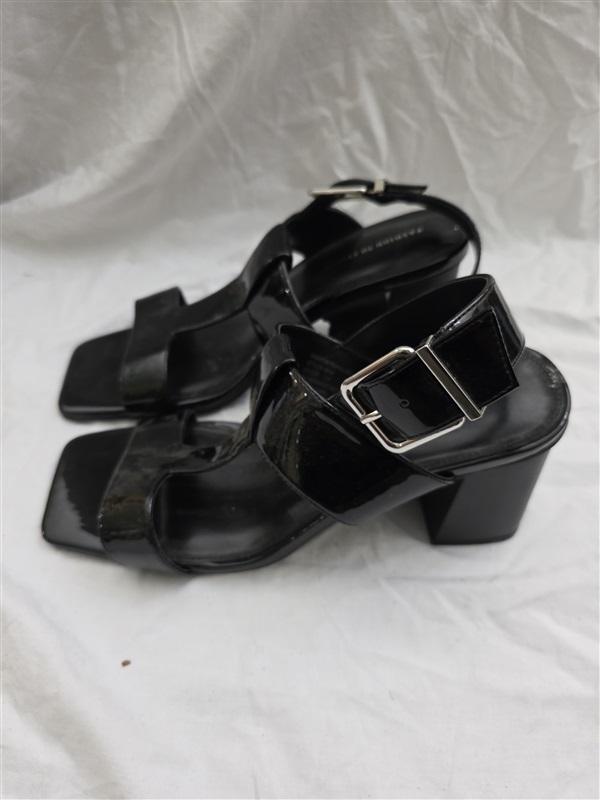 NWOT Fashion to Figure 10W Toni Wide Black Patent Leather Heels Sandals 126750