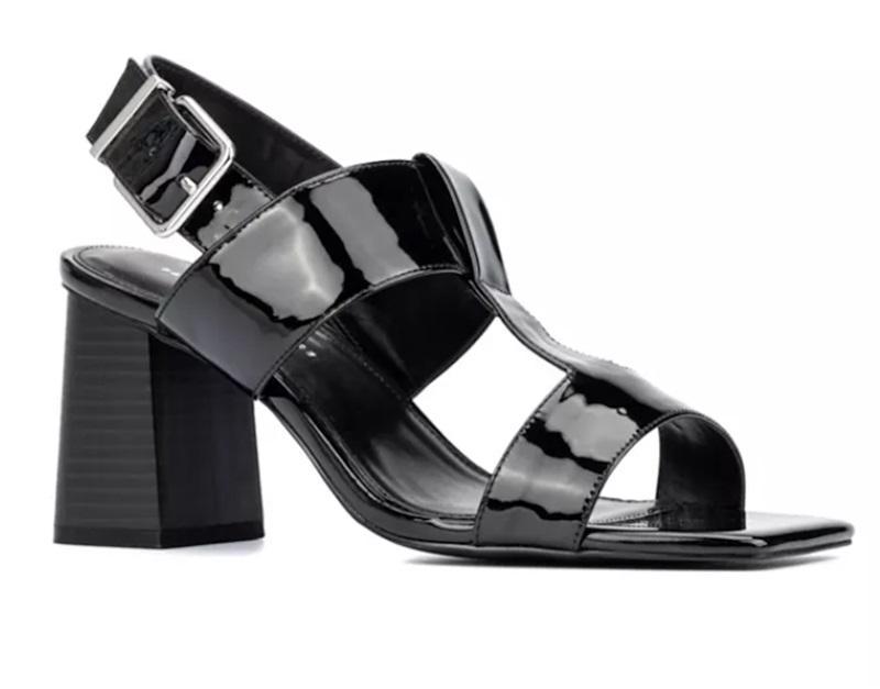 NWOT Fashion to Figure 10W Toni Wide Black Patent Leather Heels Sandals 126750