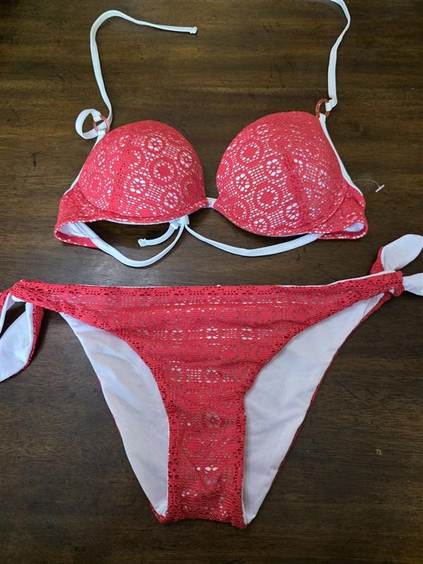 NWOT Tezenis M Red White LaceTie Side Push Up Bikini Swim Set 126781