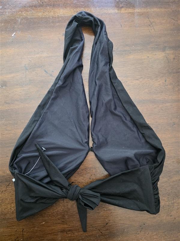 NWT PIlyq S Black Talie Halter Tie Back Bikini Swim Top 126814
