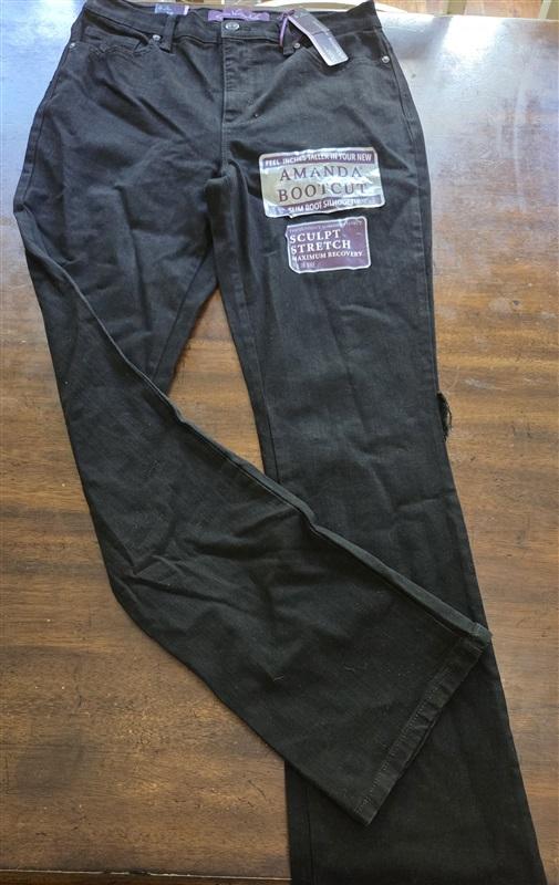 NWTD Gloria Vanderbilt 8 Amanda Boot Cut Jeans Black 126894