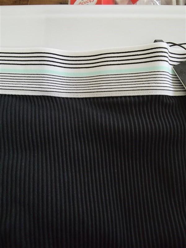 NWT Dolce Vita M Black Deep V Top High-Waist Bikini Swim Bottom 126908