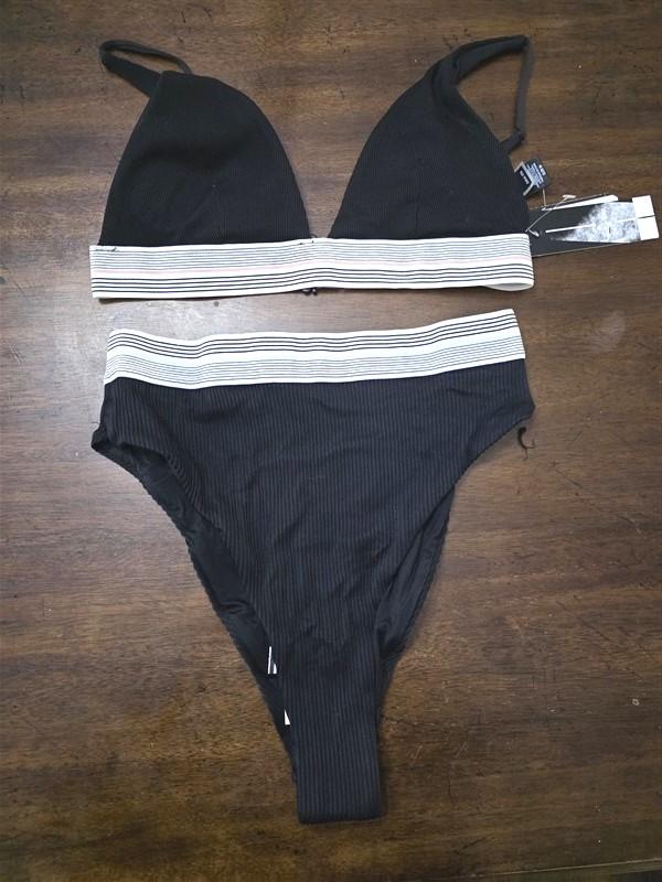 NWT Dolce Vita M Black Deep V Top High-Waist Bikini Swim Bottom 126908