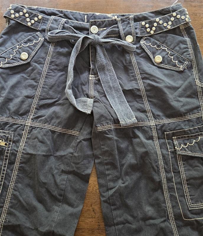 NWOT Y2K Rhinestone Belt Waist Tie Cargo Shorts Charcoal 126992