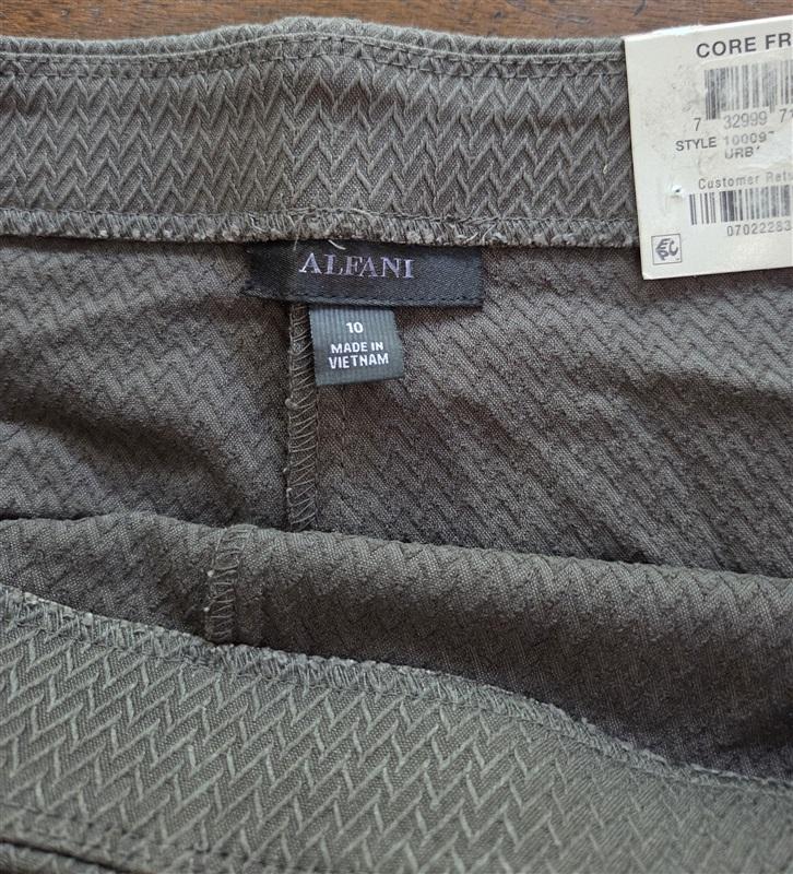 NWT Alfani 10 Fringed-Hem Ankle Pants Olive Green Chevron Texture 127037